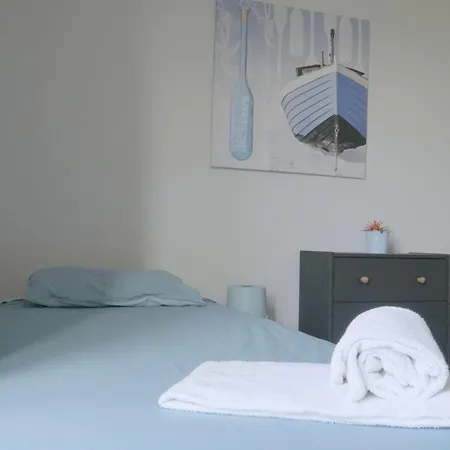 Espinho Surf House Hostel